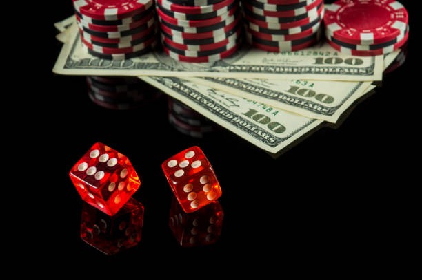 Live BandarQ table with dealer and multiple player positions